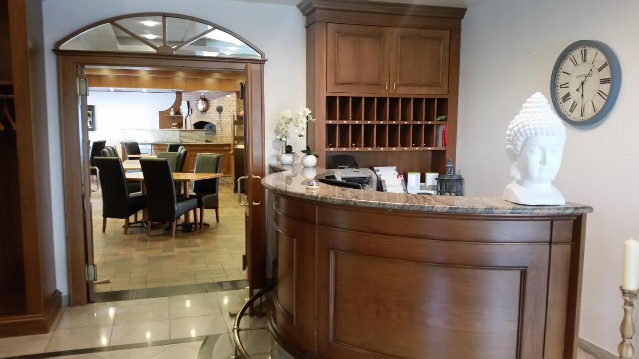 Hotel نومبريخت المظهر الخارجي الصورة